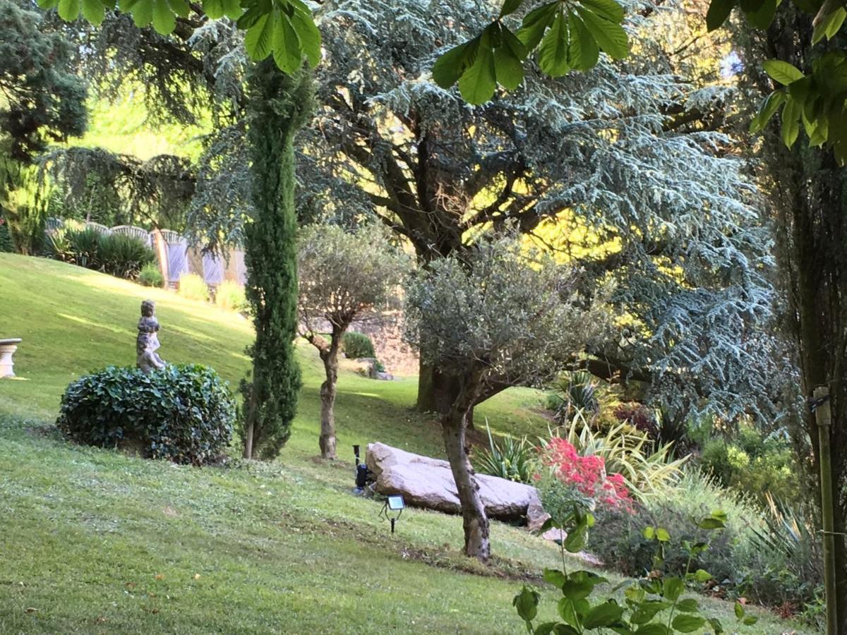 Maison D'Hotes Et Gites La Chouannerie A Cote Du Parc Du Puy Dufou Pouzauges Ngoại thất bức ảnh