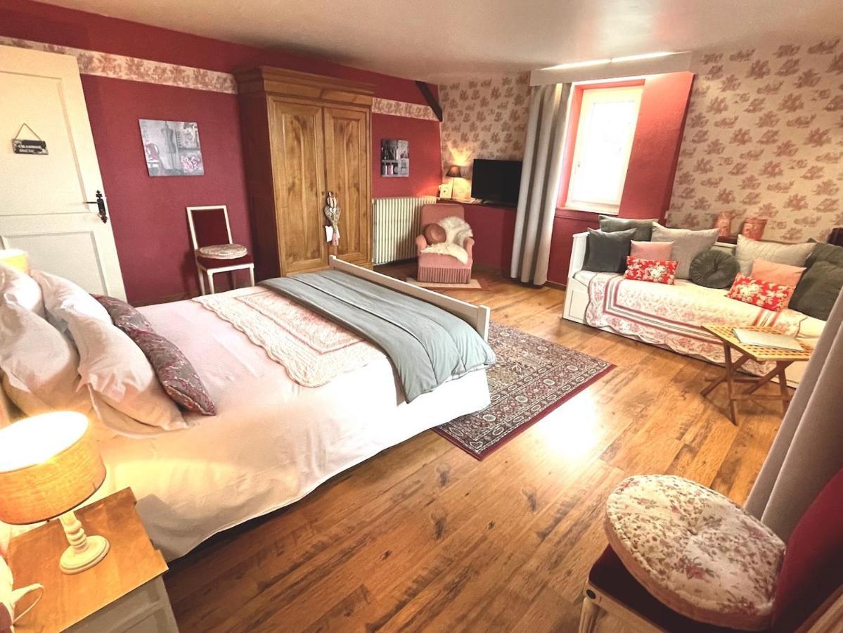 Maison D'Hotes Et Gites La Chouannerie A Cote Du Parc Du Puy Dufou Pouzauges Ngoại thất bức ảnh