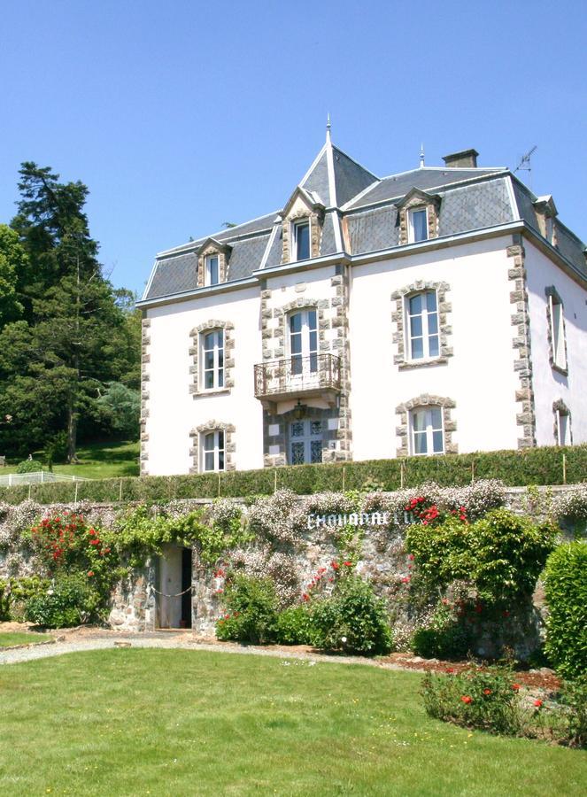 Maison D'Hotes Et Gites La Chouannerie A Cote Du Parc Du Puy Dufou Pouzauges Ngoại thất bức ảnh